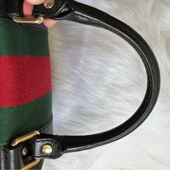 Gucci Boston, Preloved, strong perfume smell - Picture 10 of 17